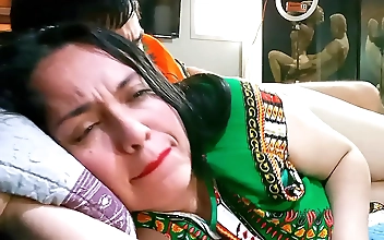 奶水 Sexy Brunette Takes Big Cock Deep Gets Cum