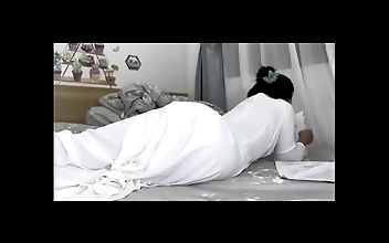 午夜 Adorable Mai Yuzuki Revels in Hot Real-Life Indoors