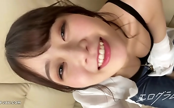 激情 Teen Craves Intense Cock Action For Wild Night
