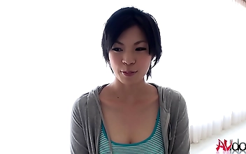 裸体 1v1 Hot Japanese Temptress Plays With Vibrator For Ultimate