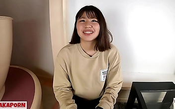 和 Sensual Minx Finds Bliss Mouth-Filling Ecstasy for Ultimate