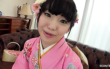 交换 Passionate Cutie's Ecstatic Night Screaming for More in